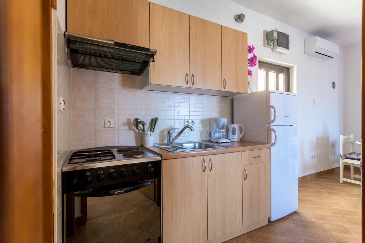 Apartment Placido Krk คิร์ก ภายนอก รูปภาพ